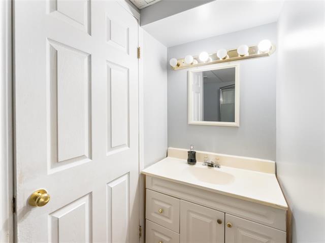 132 Foxwarren Dr, Winnipeg, MB