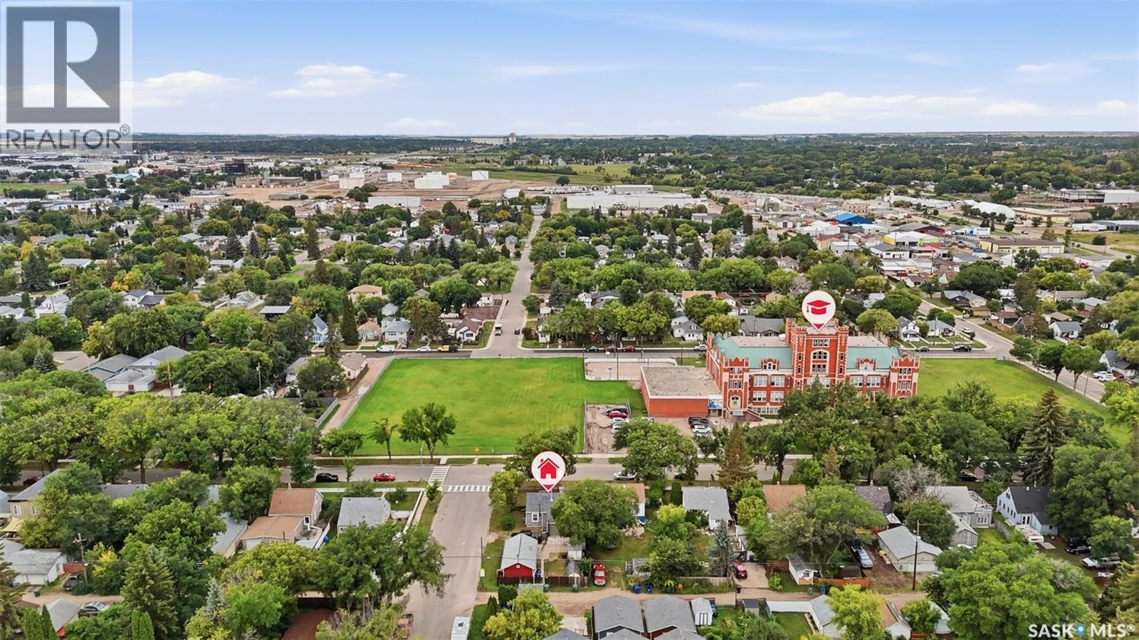 738 K Avenue S, Saskatoon, SK