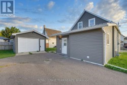 81 BANK STREET S Renfrew, ON K7V 2E7