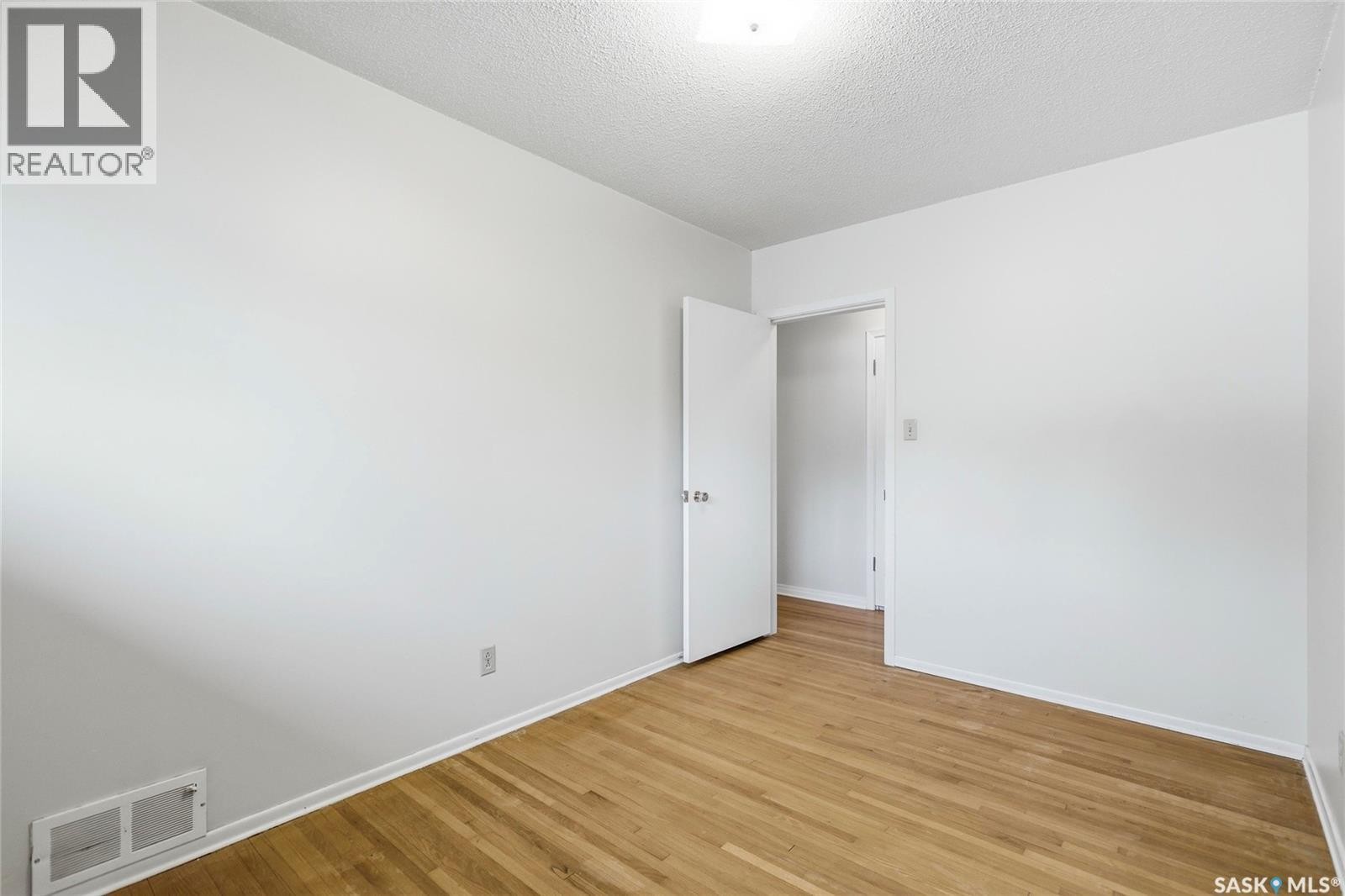 9 Dunn Place, Regina, SK