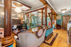Interior - 
