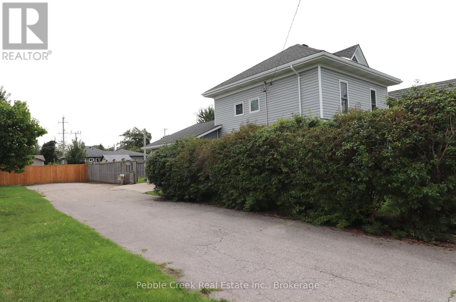206 Picton Street E, Goderich (Goderich (Town)), ON
