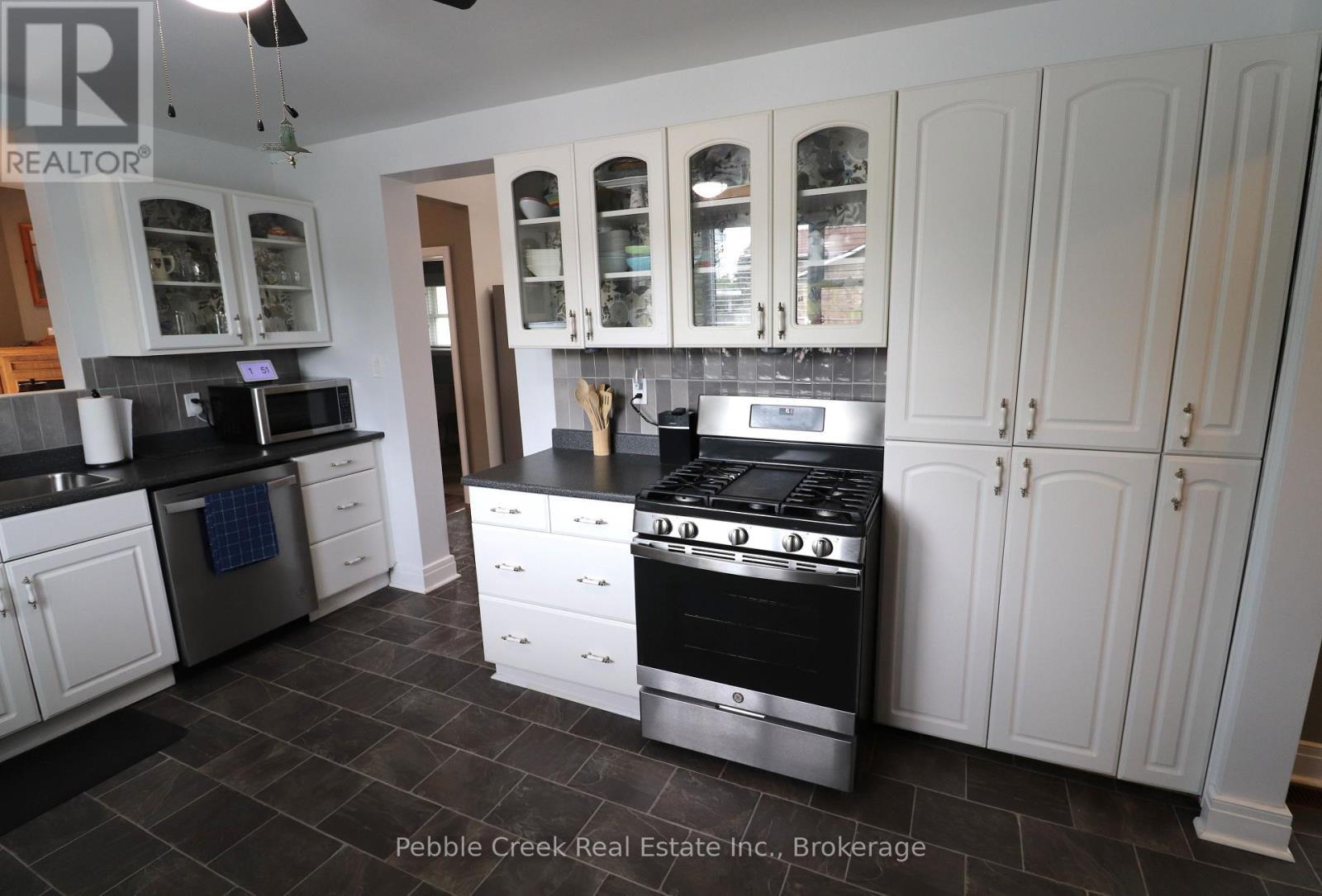 206 Picton Street E, Goderich (Goderich (Town)), ON