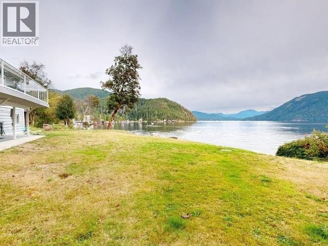2440 Jenkinson Road, Powell River, BC