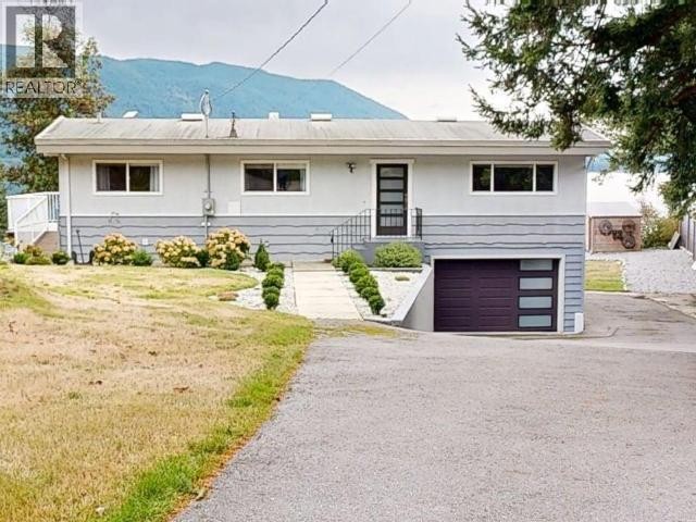2440 Jenkinson Road, Powell River, BC