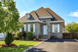 106 Rue Jules-Dumouchel Châteauguay, QC J6K 0B2