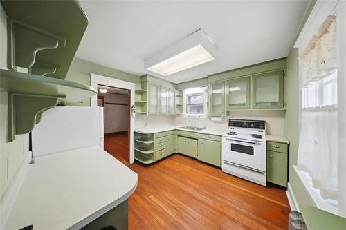 201 Vernon Rd, Winnipeg, MB 