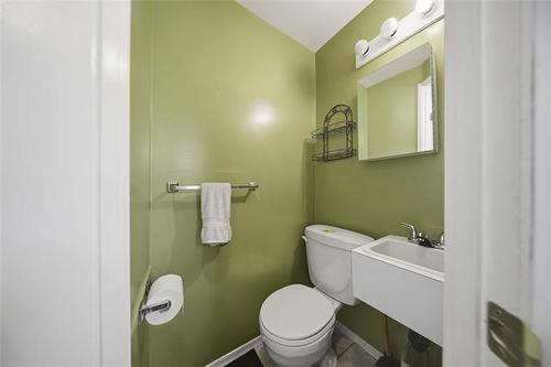 201 Vernon Rd, Winnipeg, MB 