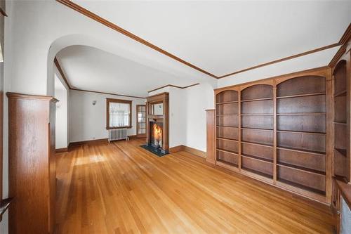201 Vernon Rd, Winnipeg, MB 