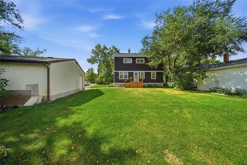 201 Vernon Rd, Winnipeg, MB 