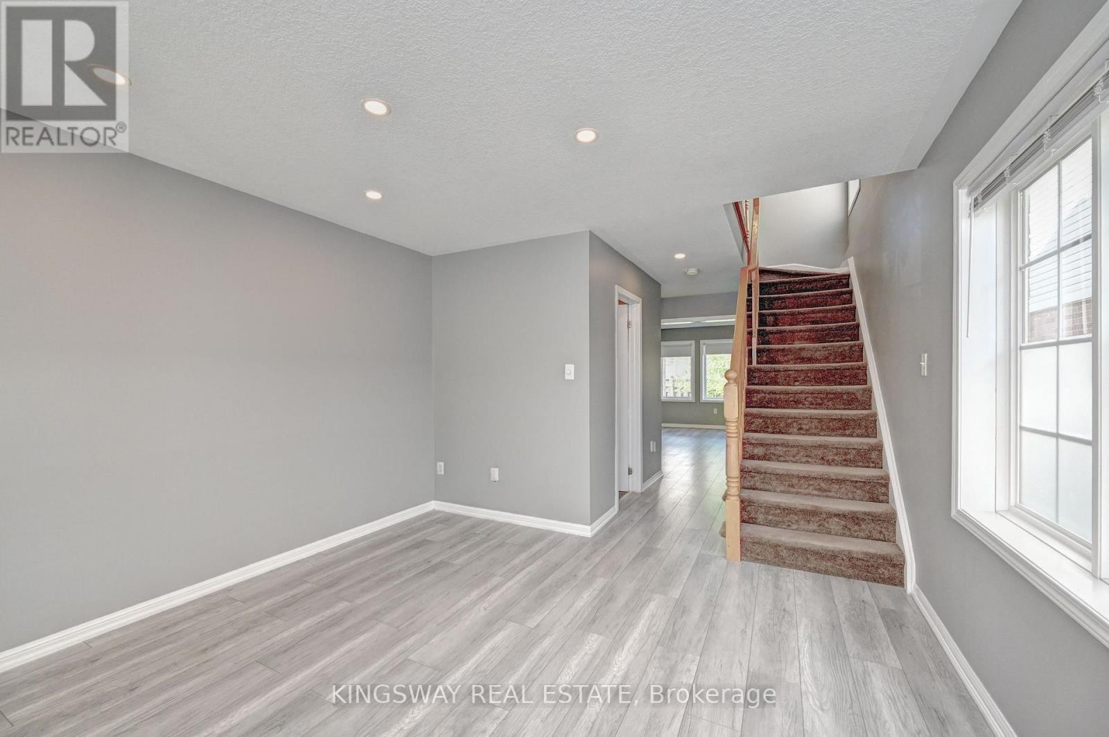 103 Blackbird Circle, Cambridge, ON