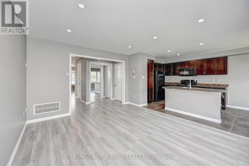 103 Blackbird Circle, Cambridge, ON 
