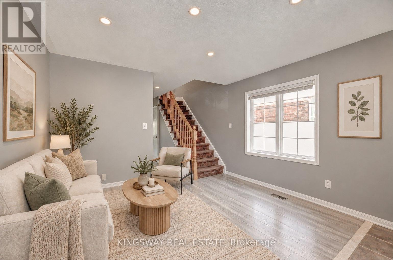 103 Blackbird Circle, Cambridge, ON