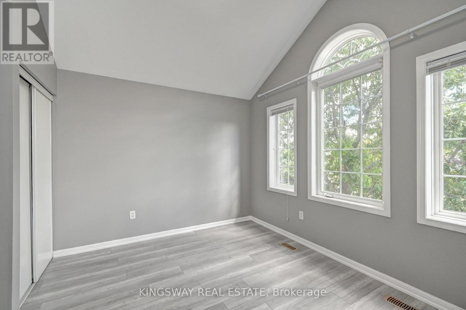 103 Blackbird Circle, Cambridge, ON