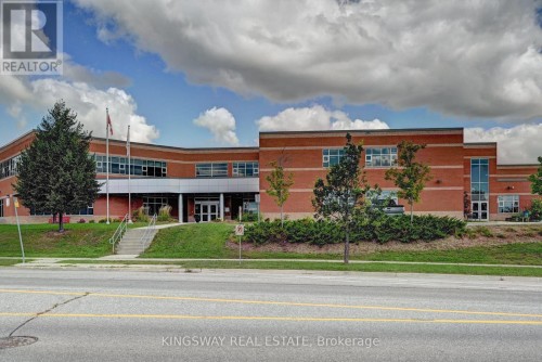 103 Blackbird Circle, Cambridge, ON 