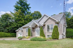 988 Rue des Noisetiers Saint-Jérôme, QC J5L 2B5