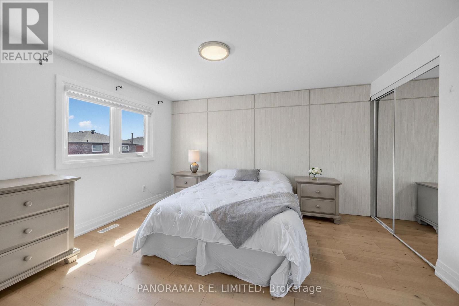 291 Glenn Hawthorne Boulevard, Mississauga, ON