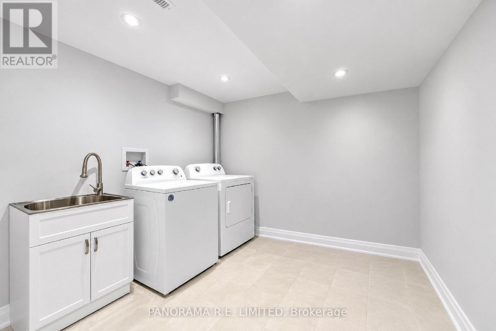 291 Glenn Hawthorne Boulevard, Mississauga, ON