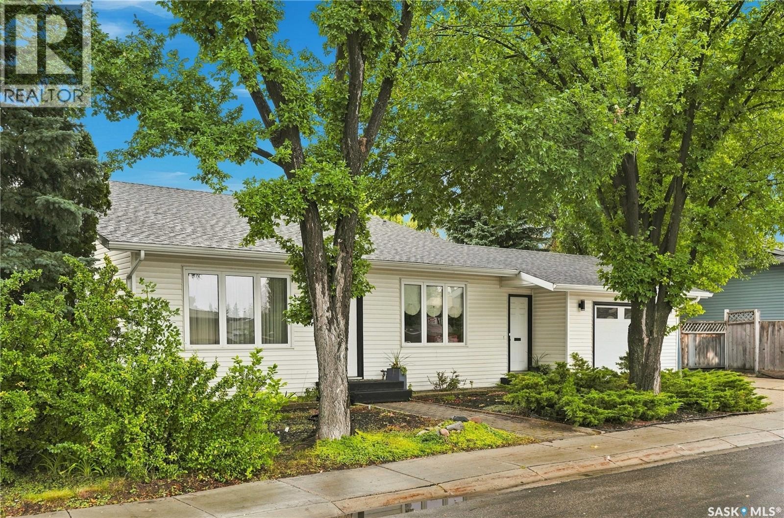 302 Nemeiben Road, Saskatoon, SK