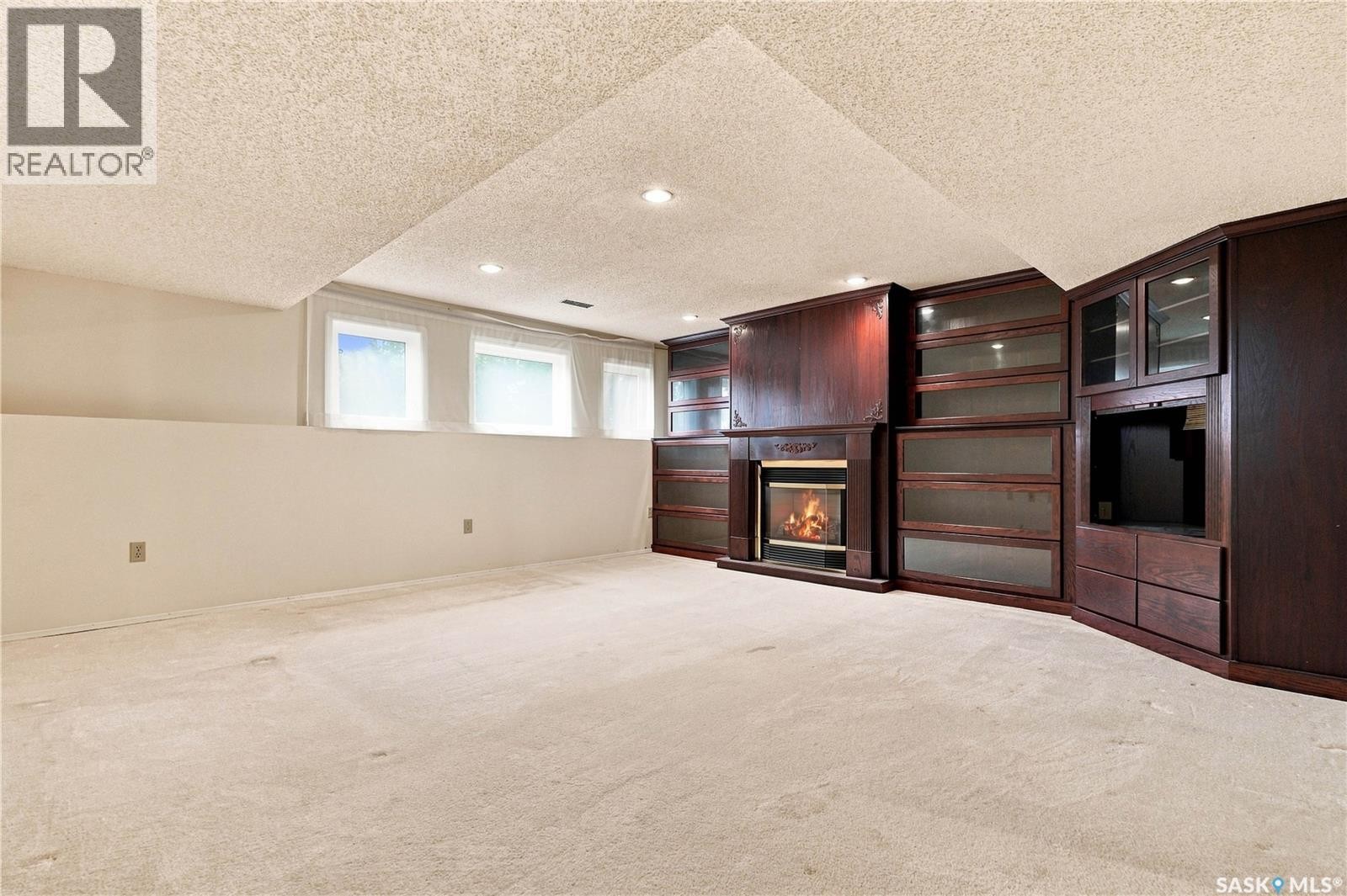 302 Nemeiben Road, Saskatoon, SK