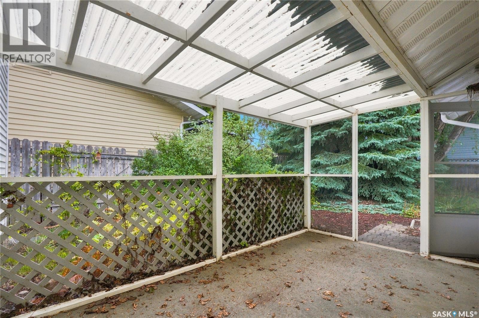 302 Nemeiben Road, Saskatoon, SK