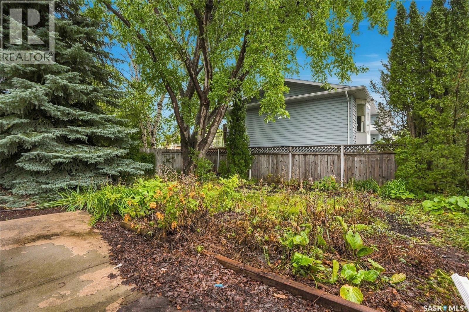 302 Nemeiben Road, Saskatoon, SK