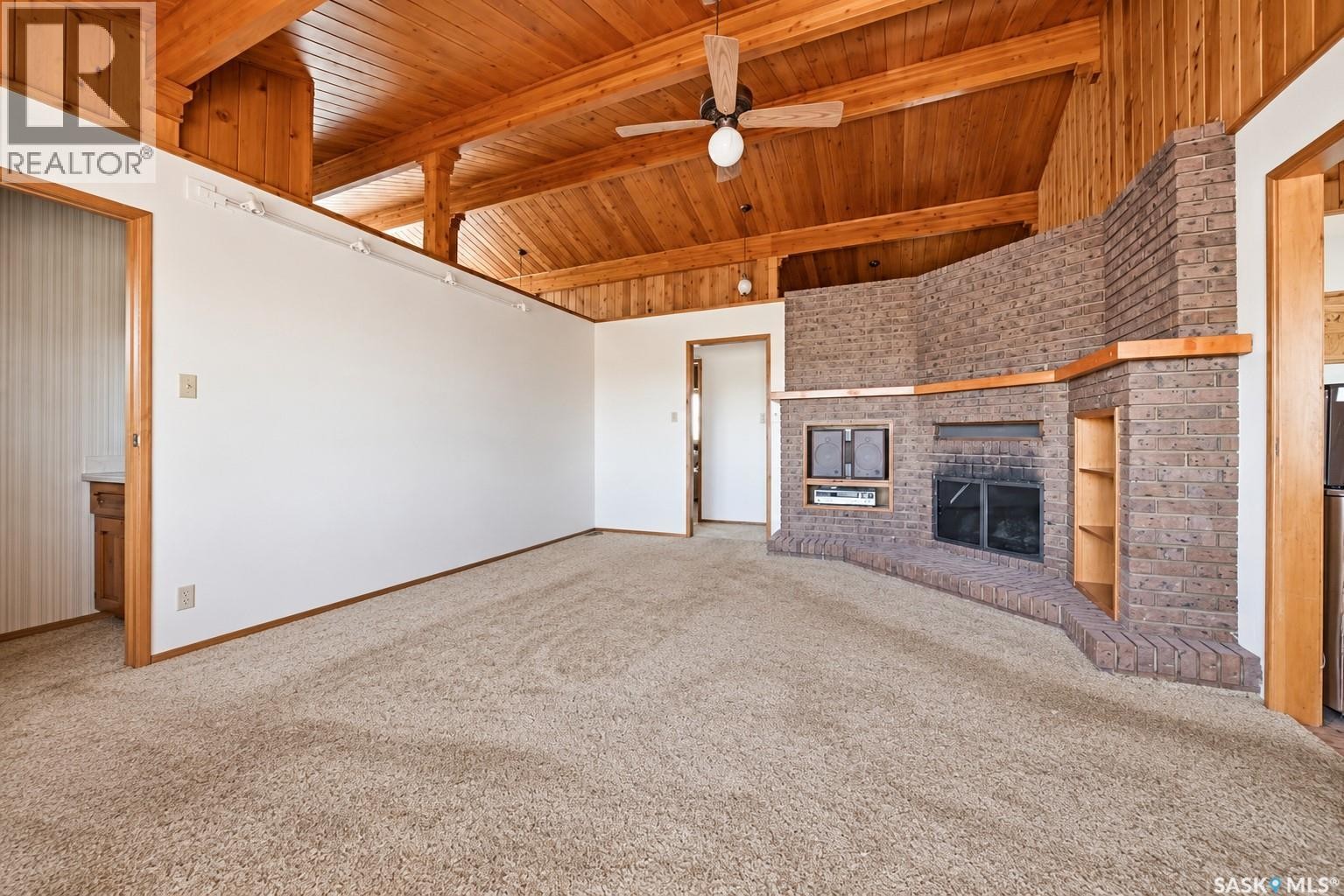 45 Miller Crescent E, Lumsden, SK