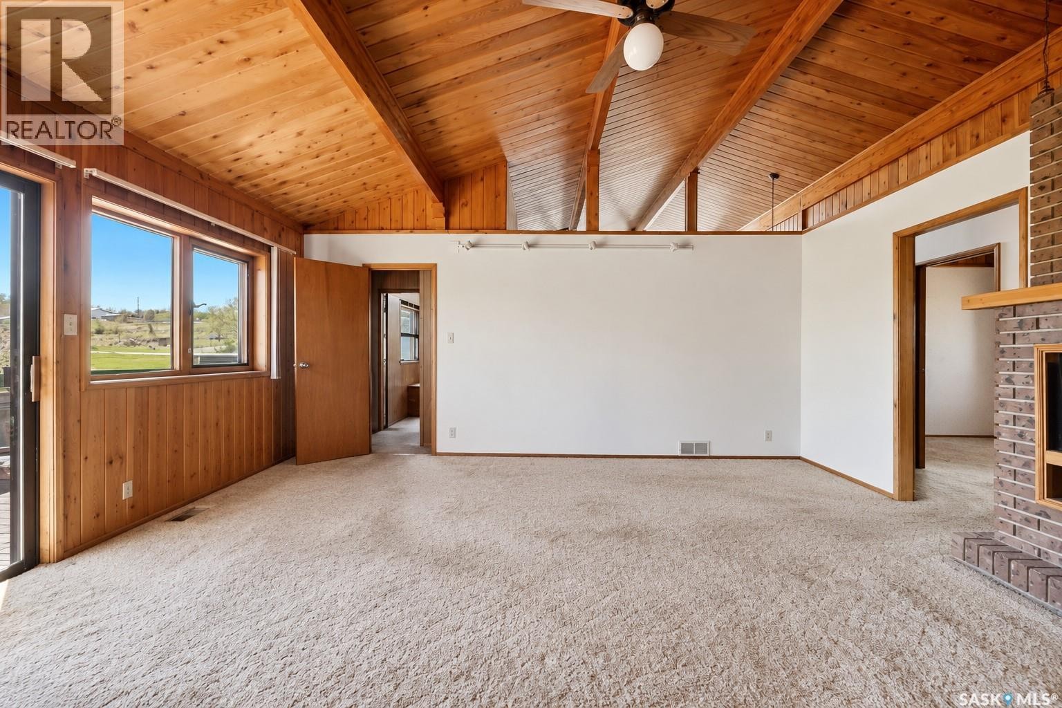45 Miller Crescent E, Lumsden, SK
