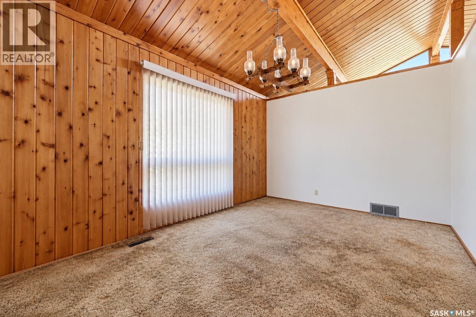 45 Miller Crescent E, Lumsden, SK