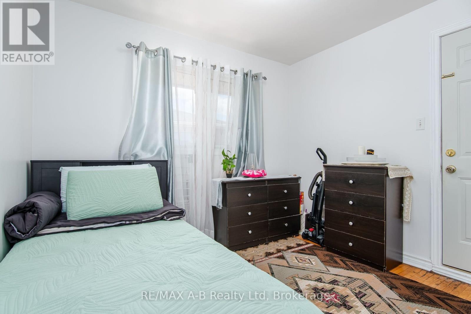 727 Frederick Street, Kitchener, ON