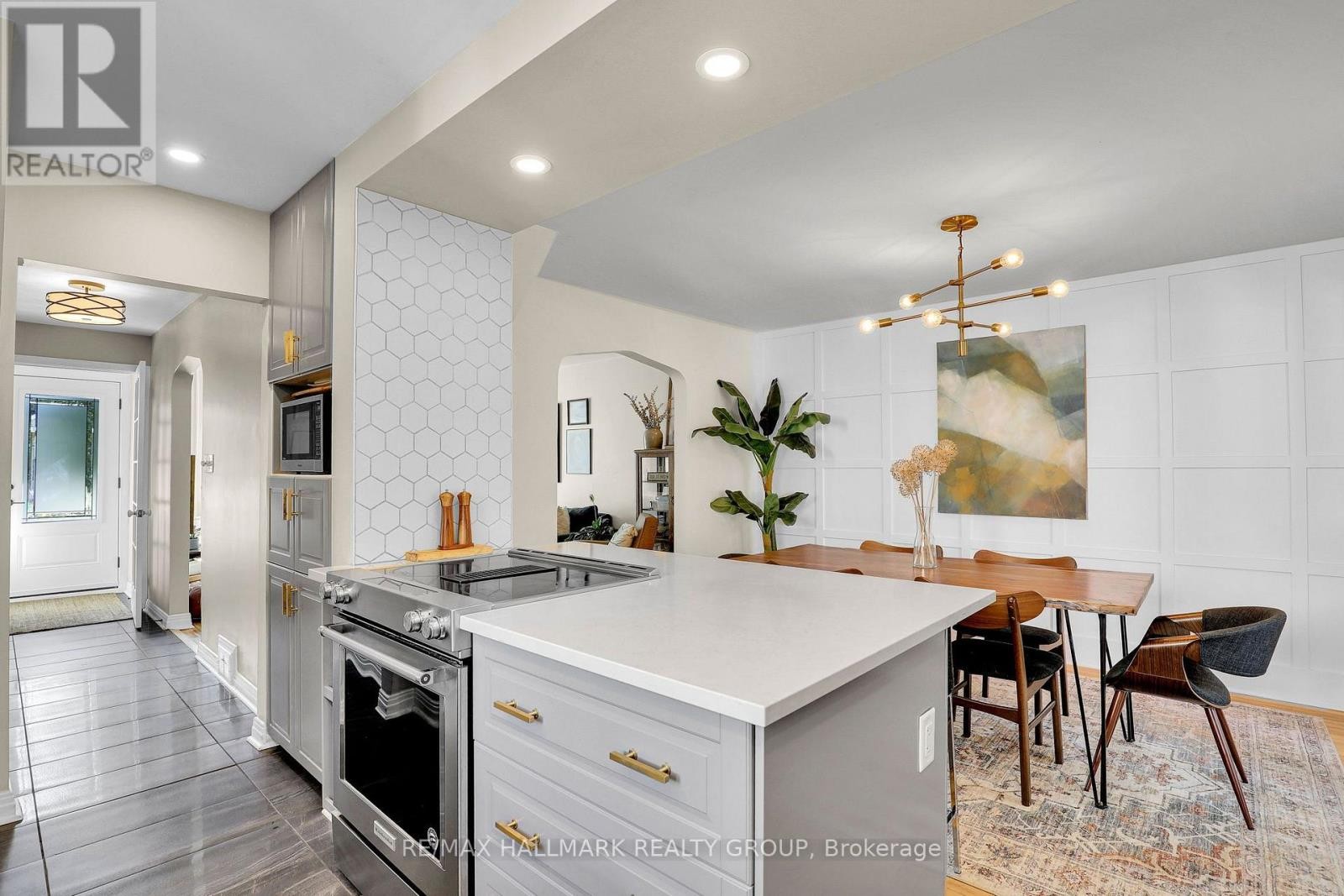 174 Compton Avenue, Ottawa, ON