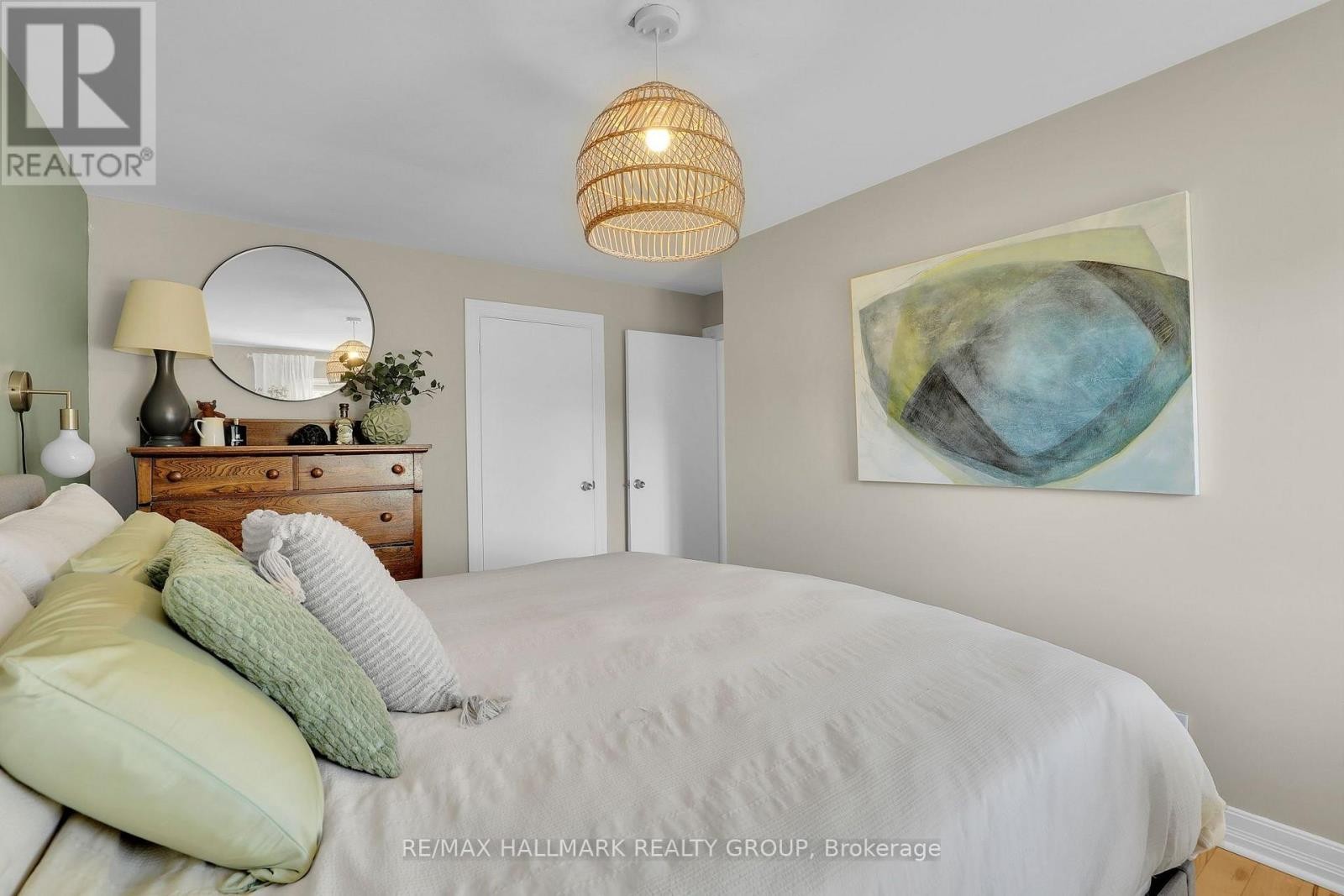 174 Compton Avenue, Ottawa, ON