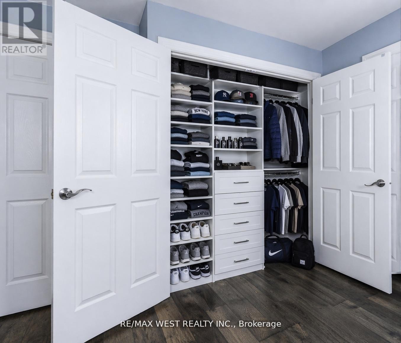 26 Hostein Drive, Hamilton, ON