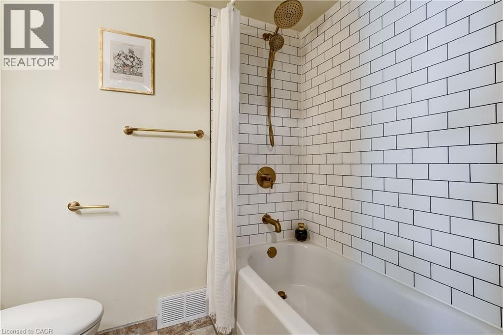 148 St Andrews Drive, Hamilton, ON