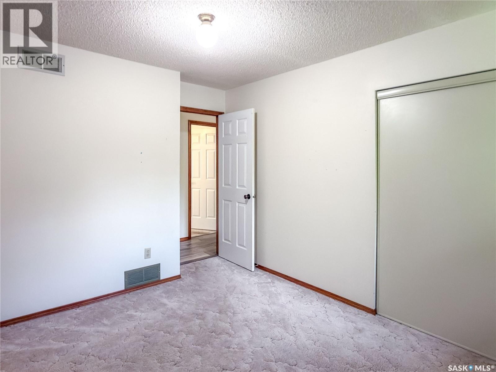 2726 Poplar Place E, Regina, SK