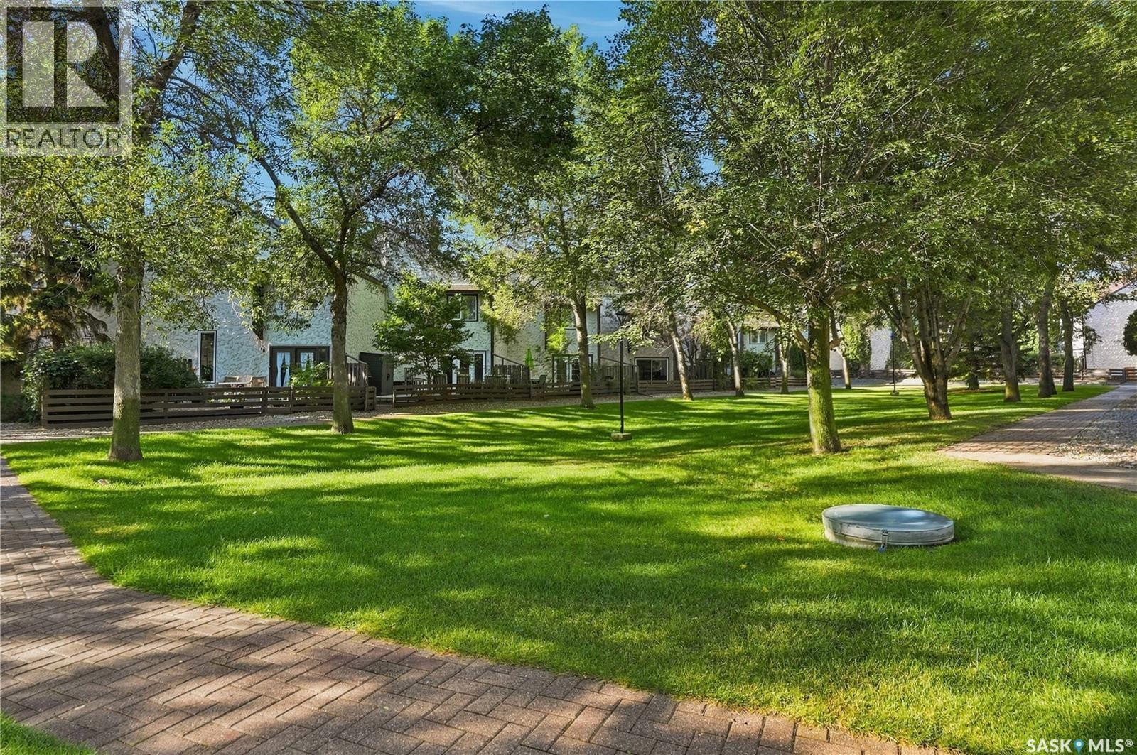 48 Cannington Mews, Regina, SK