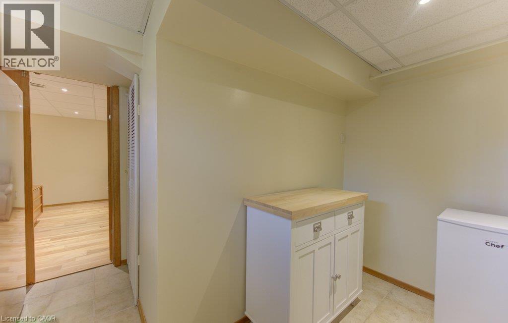 Clean utility room - 238 Mcgarry Drive, Kitchener, ON