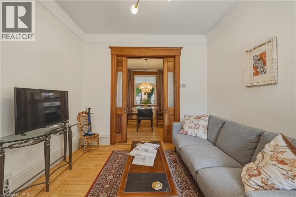 42 Nightingale Street, Hamilton, ON