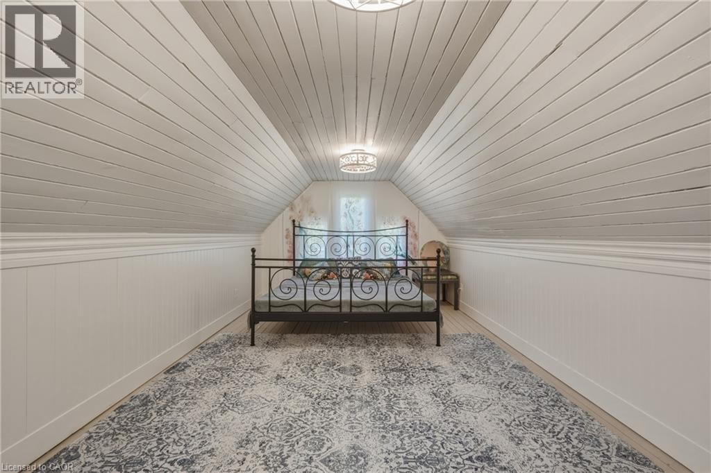 42 Nightingale Street, Hamilton, ON