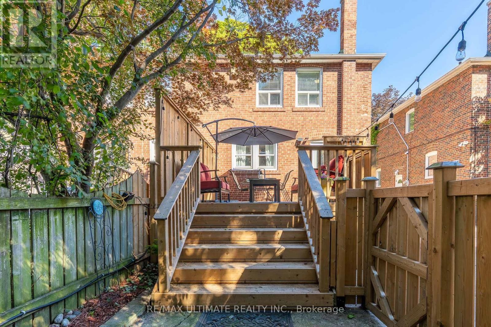 3 Thursfield Crescent, Toronto, ON