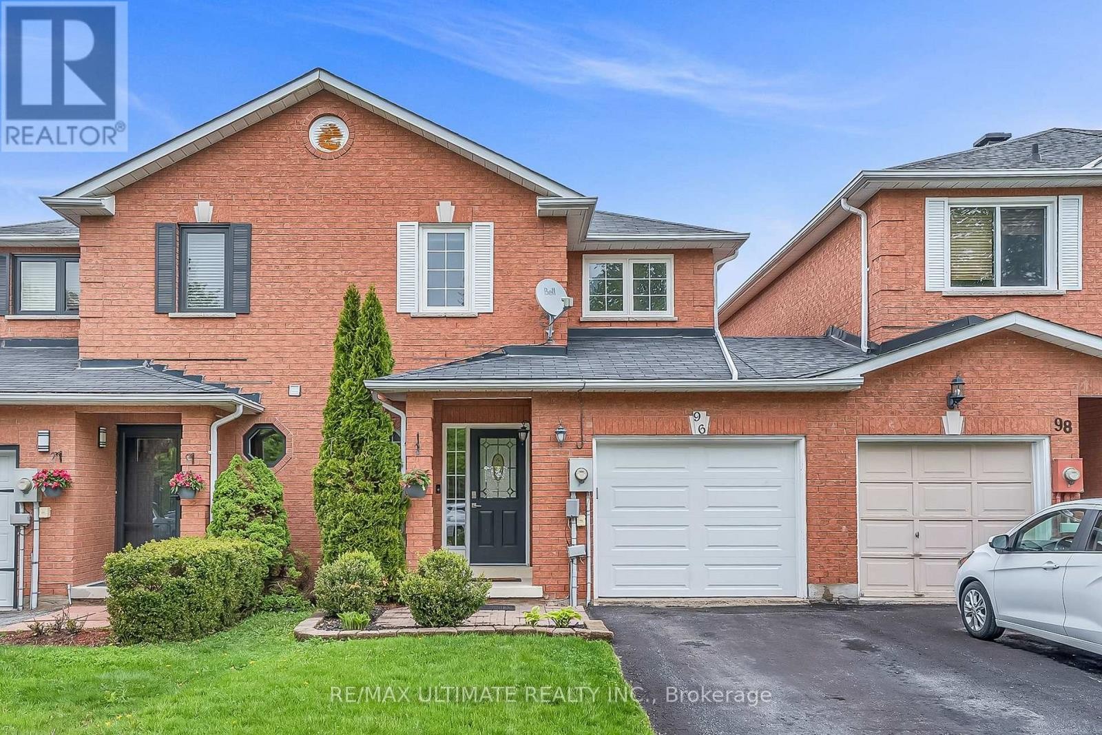 Welcome Home - 96 Bruce Crescent, Barrie, ON