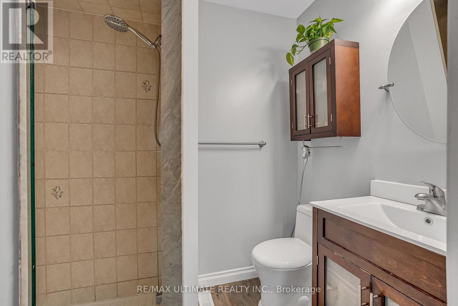 Primary 3 Piece Ensuite Bath - 96 Bruce Crescent, Barrie, ON