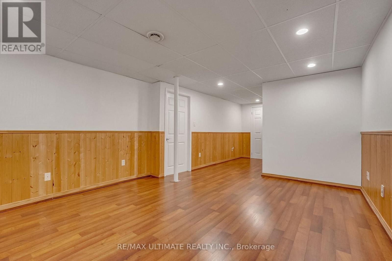 Home Office, Gym, Home Theatre? You Choose - 96 Bruce Crescent, Barrie, ON
