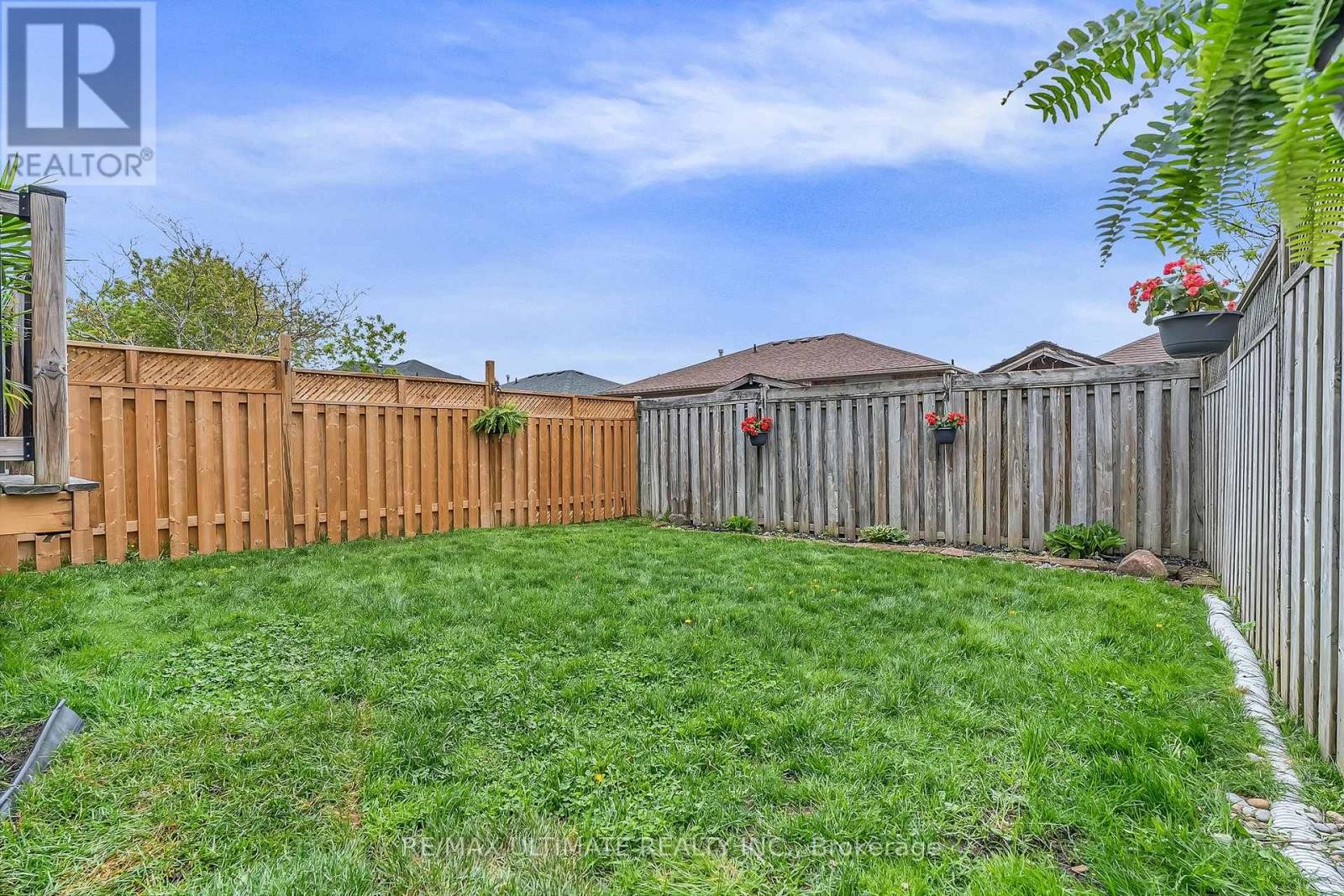 Plenty of Space - 96 Bruce Crescent, Barrie, ON