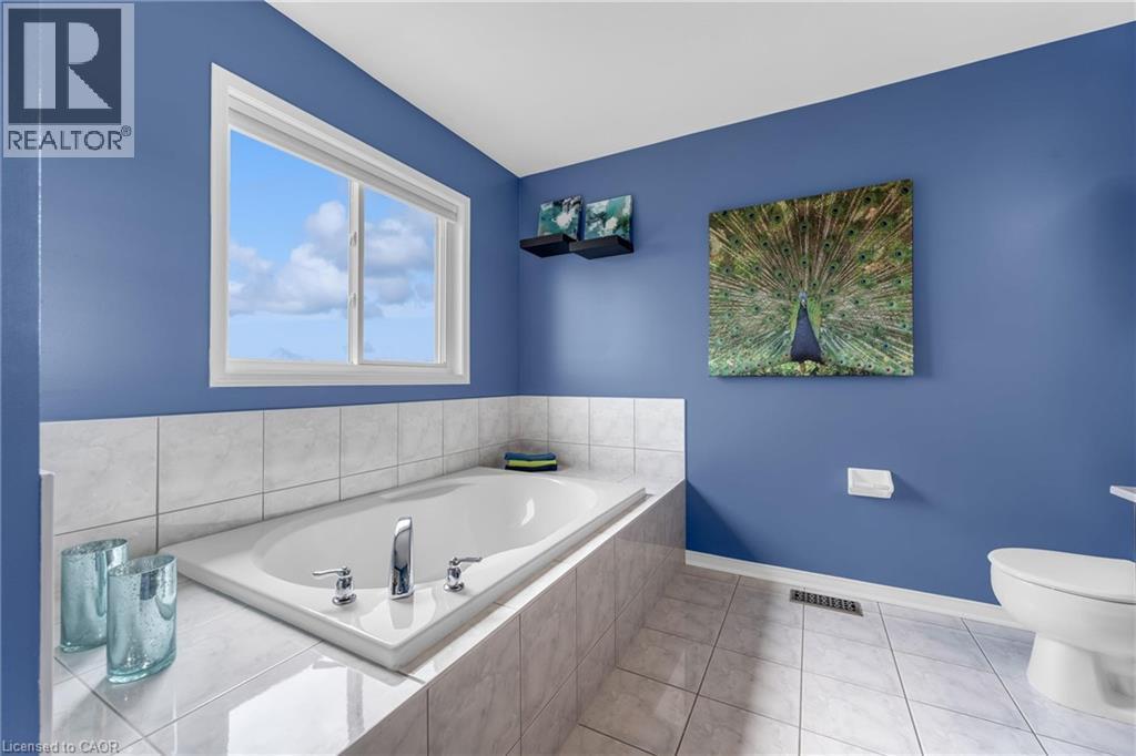 125 Voyager Pass, Binbrook, ON