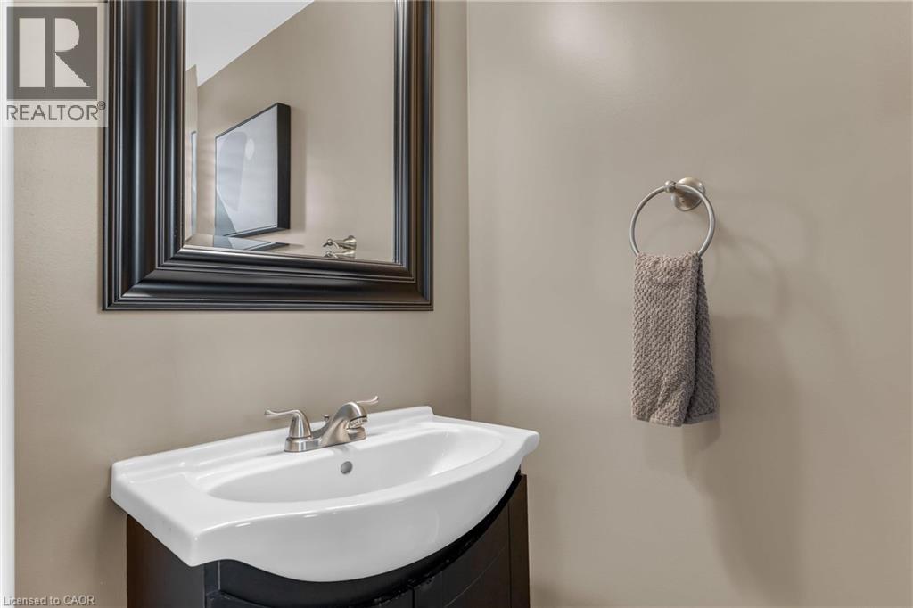 125 Voyager Pass, Binbrook, ON