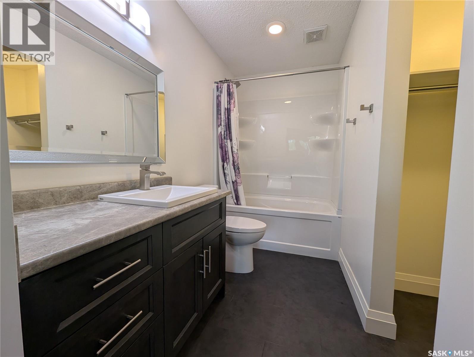 204 921 Main Street E, Saskatoon, SK