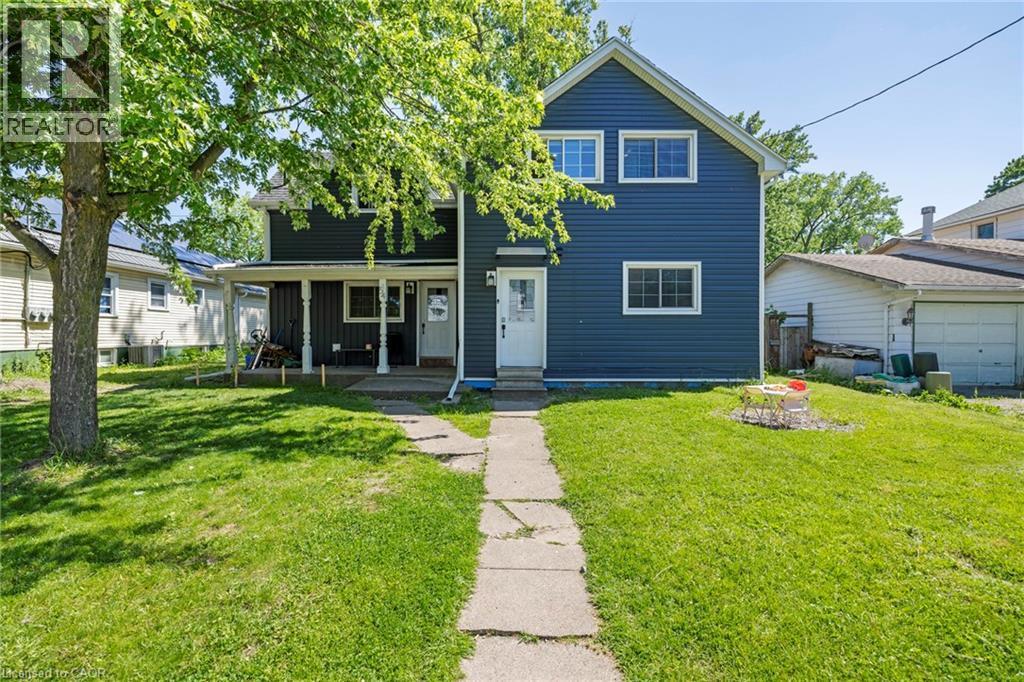 54 E Chestnut Street E, St. Catharines, ON