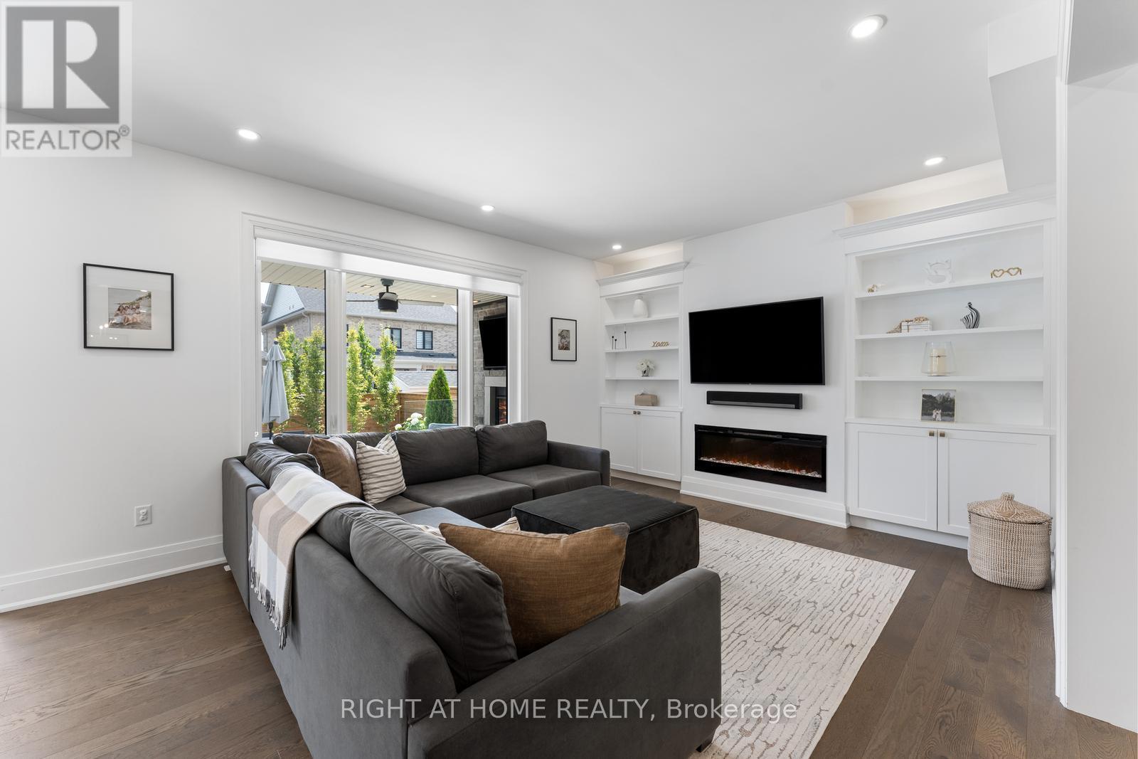 42 Alistair Crescent, Vaughan, ON