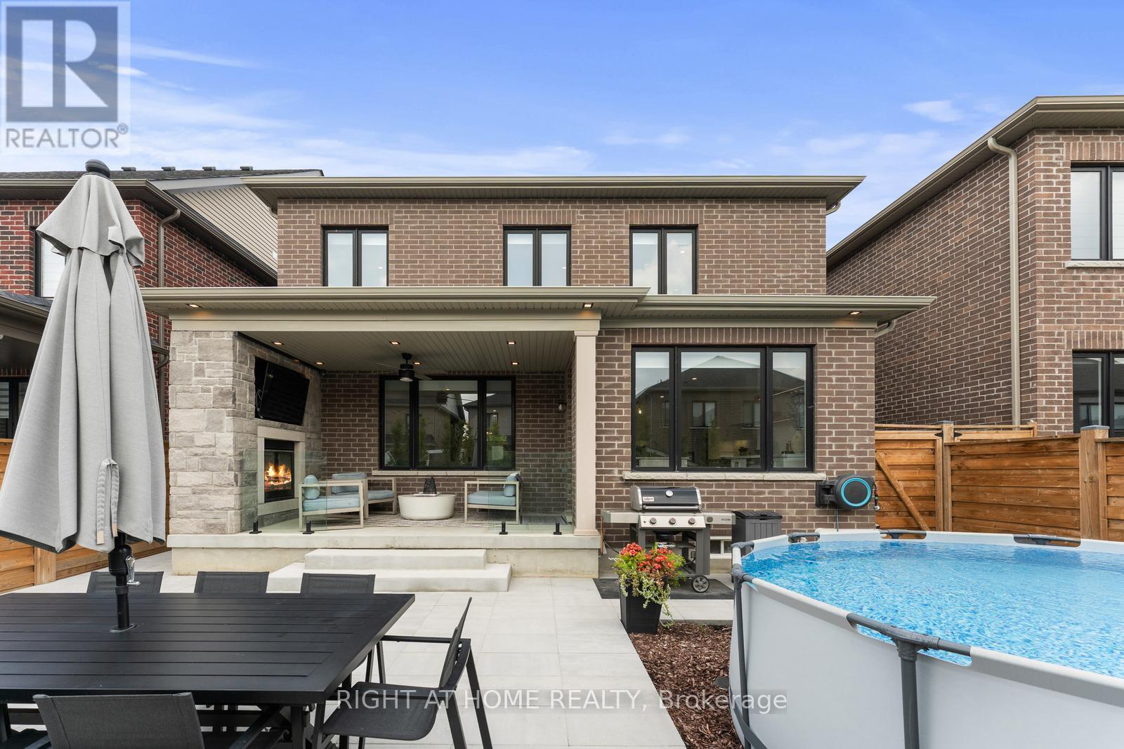 42 Alistair Crescent, Vaughan, ON